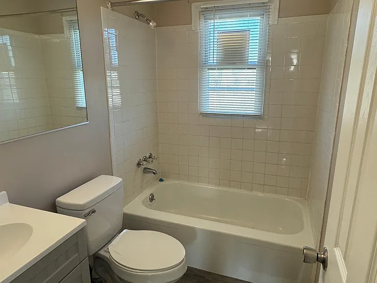 Full bath