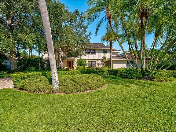 3rd image of 4745 Pebble Bay Cir