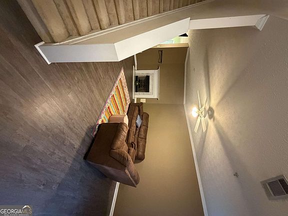 3rd image of 2601 Avery Park Cir