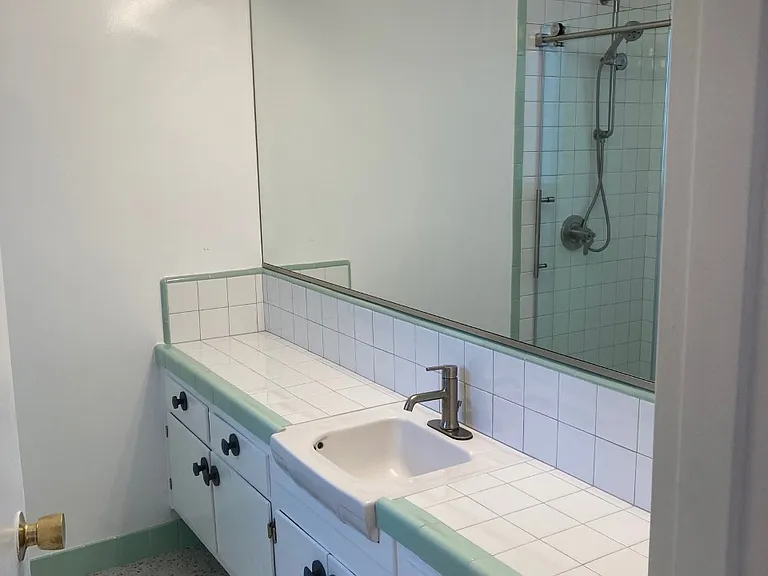 1234 N Laurel Ave — Photo 14