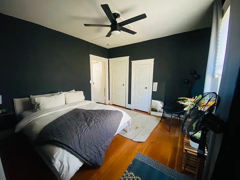 2739 NE Halsey St — Photo 11