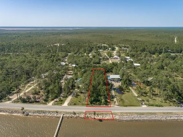 841 Highway 98, Eastpoint, FL 32328