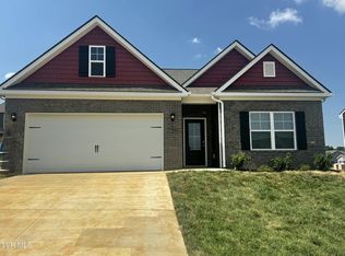 606 Canoe St, Johnson City, TN 37604