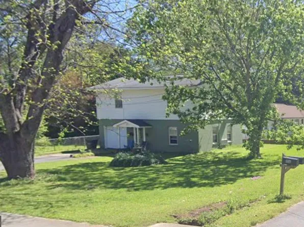 111B Tyler St, Barnesville, GA 30204