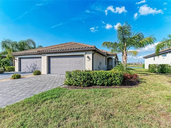 15917 Clear Skies Pl, Bradenton, FL 34211