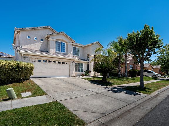 3rd image of 726 Anna Dr