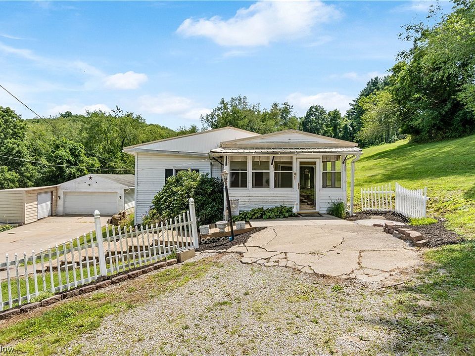 206 Gordon St R, Bowerston, OH 44695 MLS 4476577 Zillow