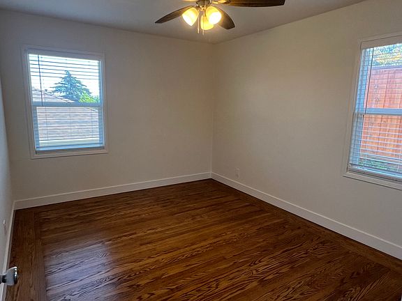 3rd image of 2718 Somerset Ave #2708