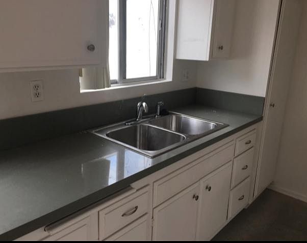 2nd image of 428 N Hayworth Ave APT 308