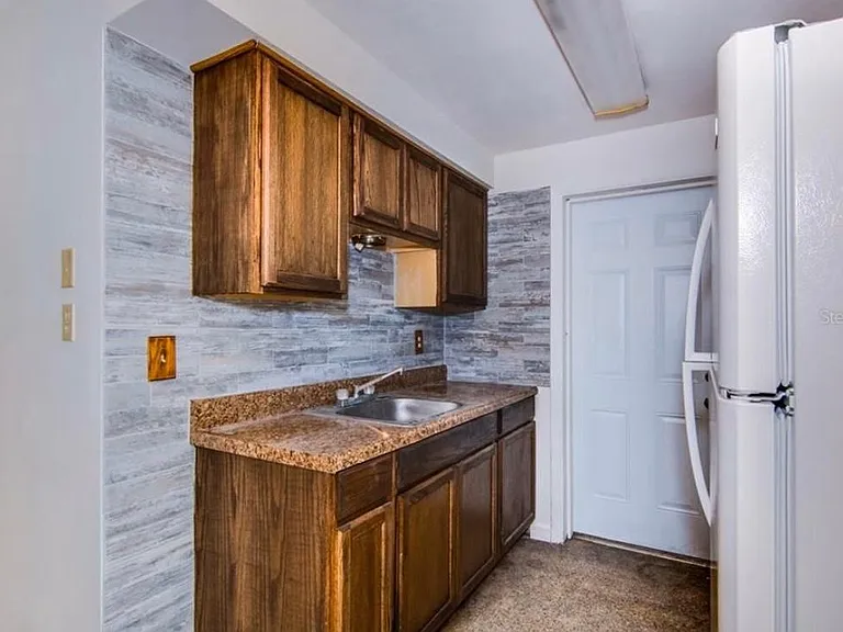 433 Dogwood Ct #433 & 435 — Photo 4