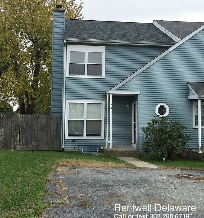 1st image of 201 White Plains Ct