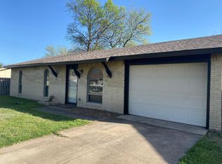 130 Cooper St, Cedar Hill, TX 75104