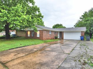 11460 E 38th St, Tulsa, OK 74146