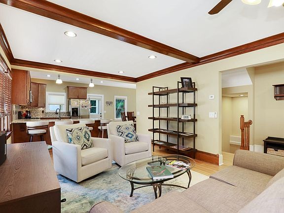 3rd image of 1254 Fairmount Ave