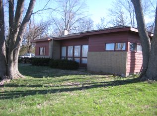 1775 N Reed Station Rd, Carbondale, IL 62901