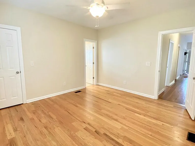 1201 Berkeley St — Photo 25