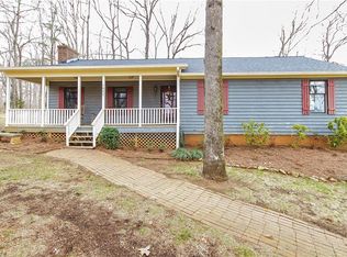 1637 Shamrock Dr, Burlington, NC 27215