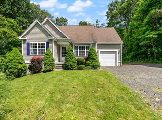 155 Four Rod Rd, Hamden, CT 06514