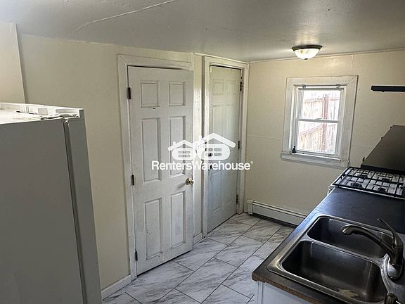 2nd image of 584 Edmund Ave