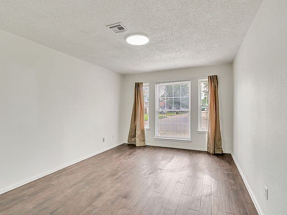 5th image of 1406 S 110th Pl E