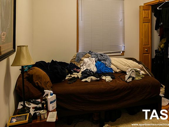 5th image of 2743 N Southport Ave #3N