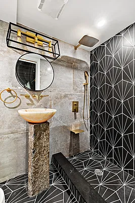 Rented by Compass | media 25