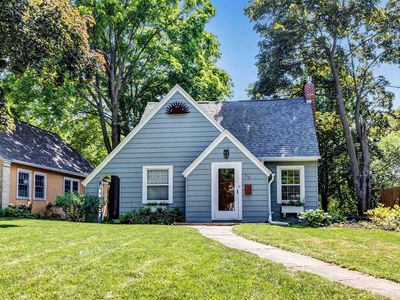 712 Allouez Ter, Green Bay, WI, 54301