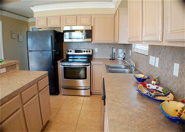 1st image of 986 Bluewater Dr