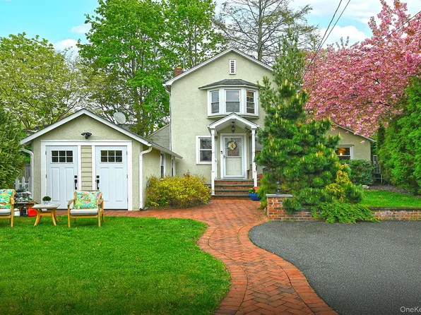 21 S Washington Street, Port Washington, NY 11050