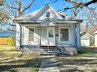 519 S Kansas Ave, Chanute, KS 66720