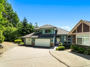 35819 Regal Pkwy, Abbotsford, BC V3G 2W2
