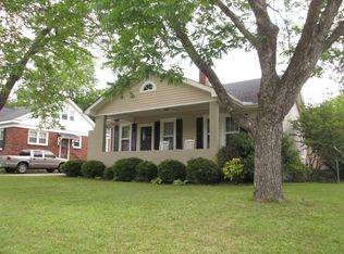 139 Myrtle St, Elberton, GA 30623