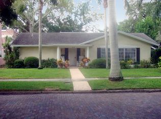 920 17th Ave NE, Saint Petersburg, FL 33704
