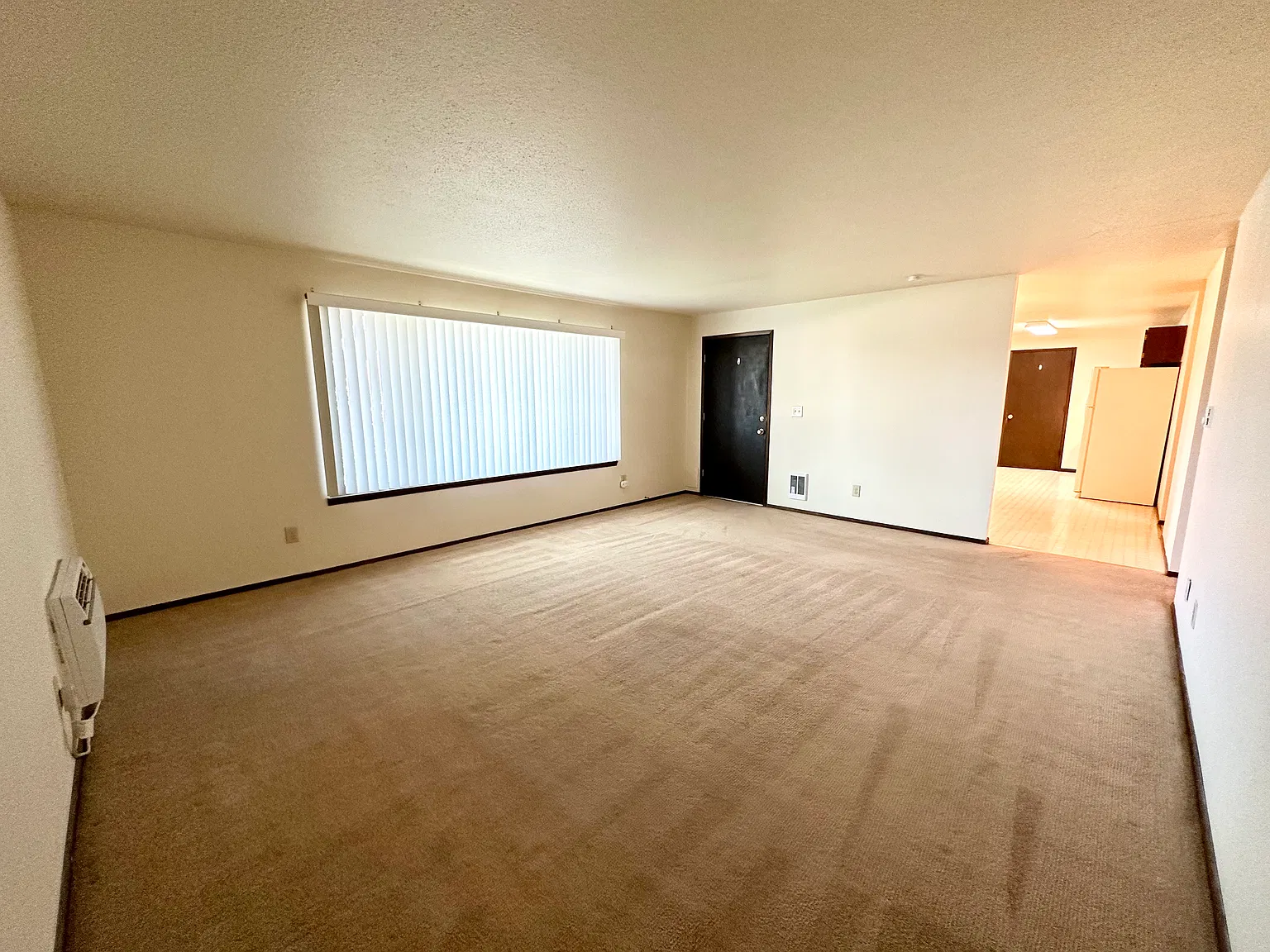 2 bed, 960 sqft, $1,400 — Photo 3