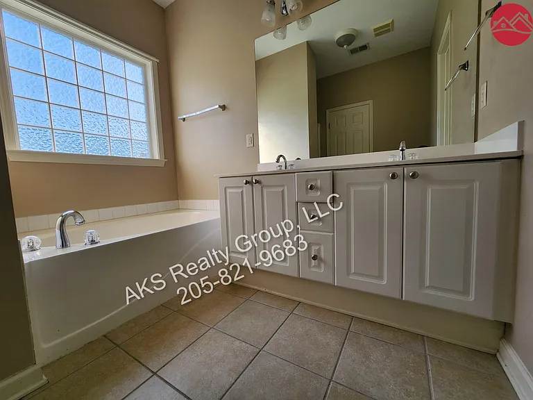 2045 Forest Lakes Ln — Photo 10