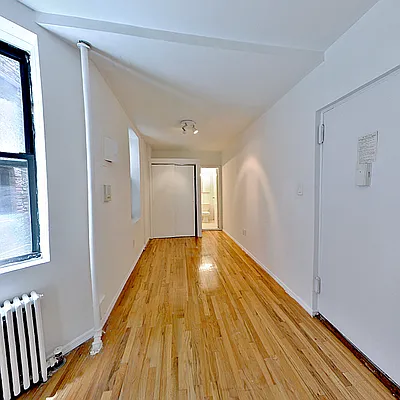 Rented by Bond New York | media 18