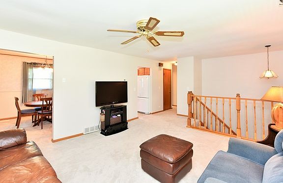 5th image of 21973 W Sarah Dr