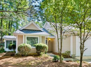 101 Standish Dr, Chapel Hill, NC 27517