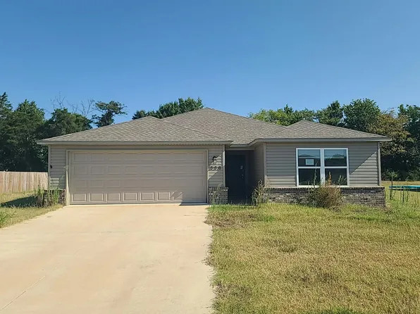558 Saydi St, Elkins, AR 72727