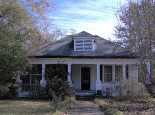 409 Sanford Ave, Eufaula, AL 36027