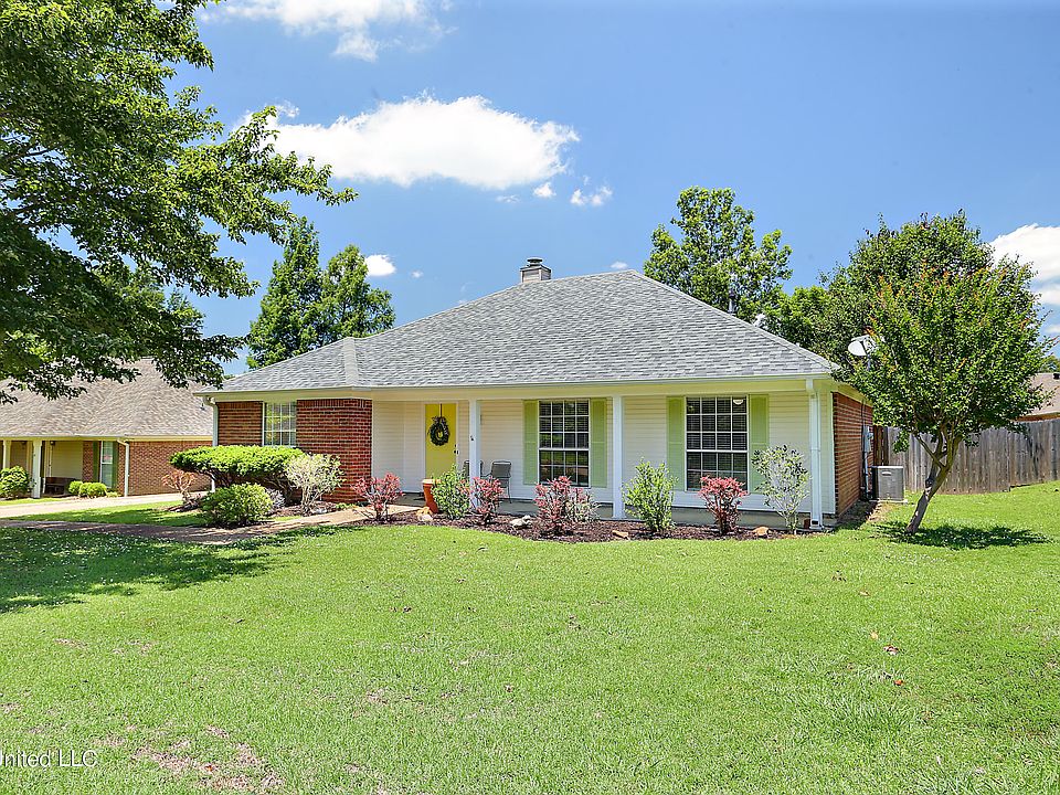 1st image of 243 Glenwood Dr