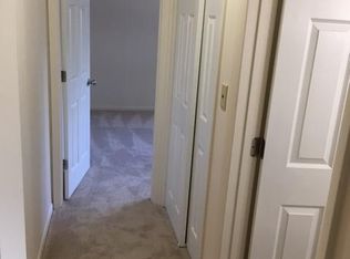 5610 6th Ave APT 3D, Countryside, IL 60525