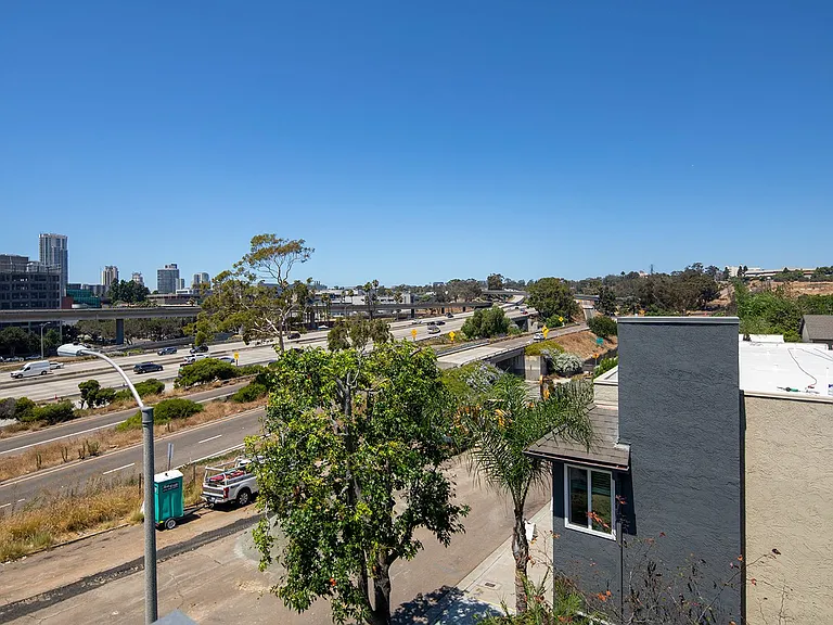 Golden Pacific Apartments — Photo 32