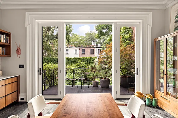 Sold by Corcoran | media 7