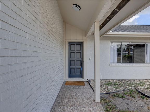 3rd image of 3718 Penrick Dr