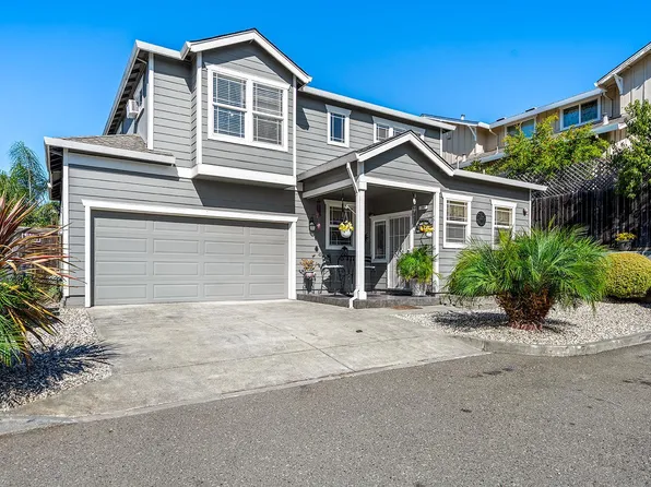 34 W Brookside Drive, Cloverdale, CA 95425