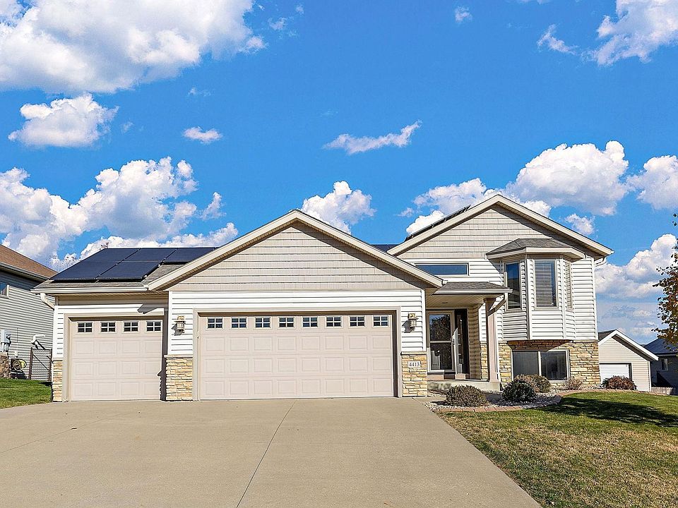 1st image of 4413 35th St NW