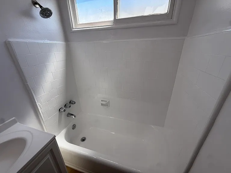 14115 Gilmore St #2 — Photo 12