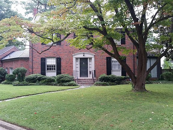 Brick Home Norfolk on water
