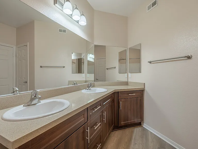 Carmel Creek — Photo 21
